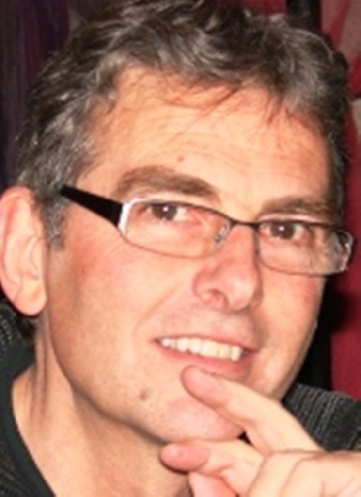 Gilles LANDRY Scénariste en ateliers d'écriture, auteur conseiller technique de la série "Section de Recherches"
Spécialiste de Police Judiciaire et Police Technique et Scientifique