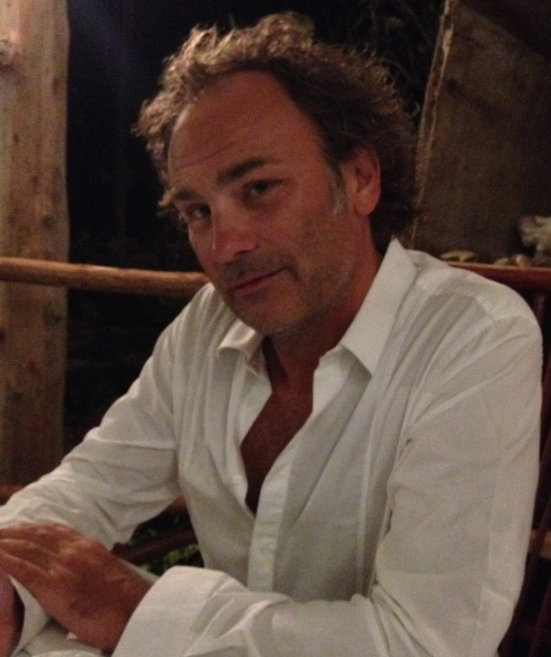 Patrick BOUDET C’est du spectateur et non de la vie que l’art est le miroir.
Oscar Wilde
Ex-prof de philosophie, j’écris depuis 4 ans des documentaires, des émissions de radio et des fictions pour la télé et le cinéma.