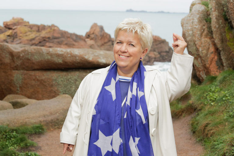 Le succès continue pour la série « Joséphine, ange gardien » Agence