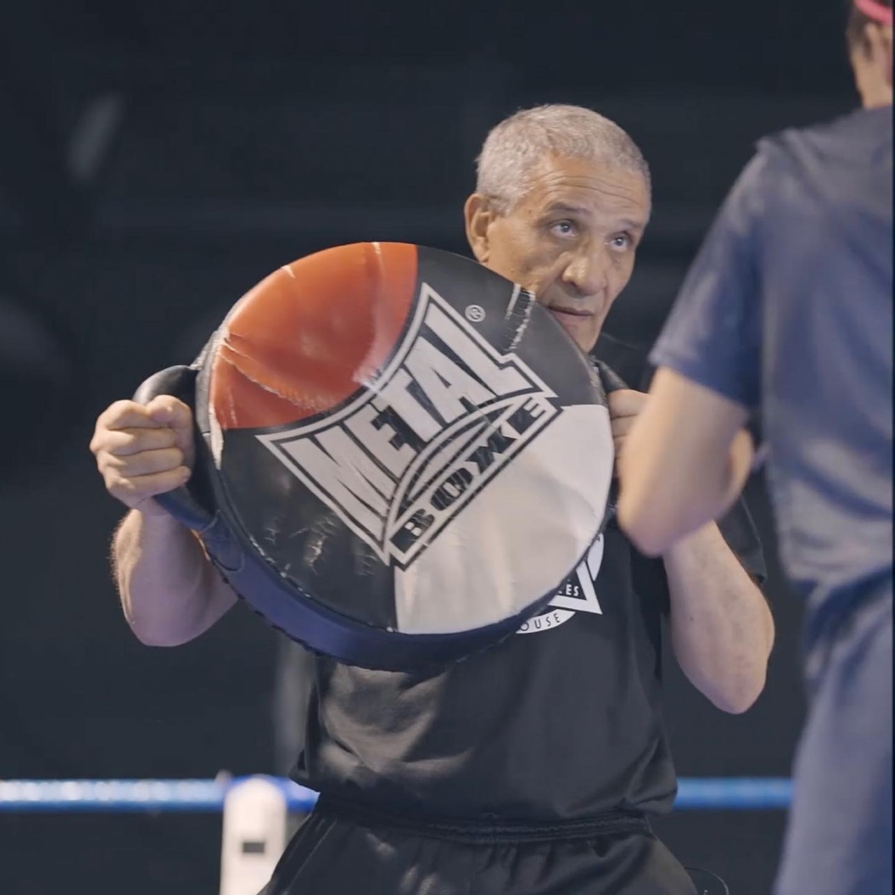 Le documentaire « Boxe, paroles d’entraîneurs » réalisé par Ingrid Lanzenberg, maintenant sur MYCANAL !